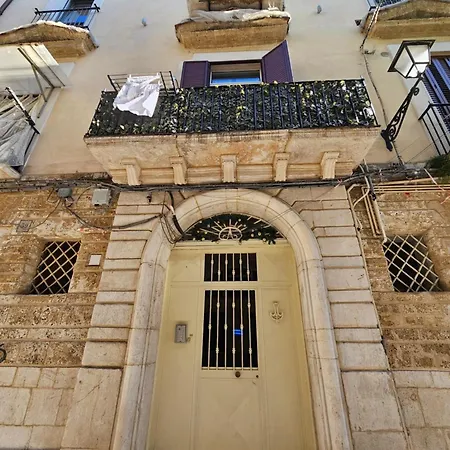 Old Alojamento de Acomodação e Pequeno-almoço Bari