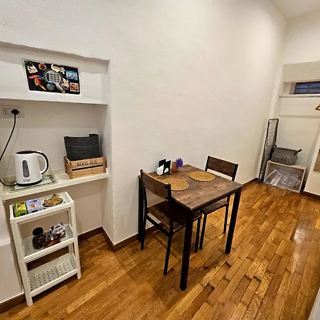 Old Bed & Breakfast 3*