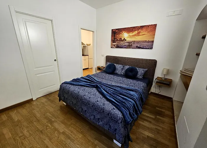 Old Nocleg ze śniadaniem 3*